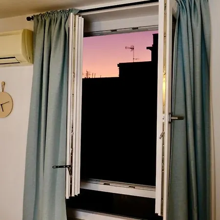 Appartamento La Nuova Casa Di Zia - Near Metro A Ponte Lungo