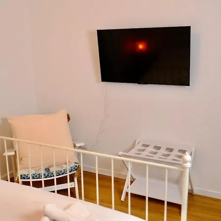 La Nuova Casa Di Zia - Near Metro A Ponte Lungo * Roma