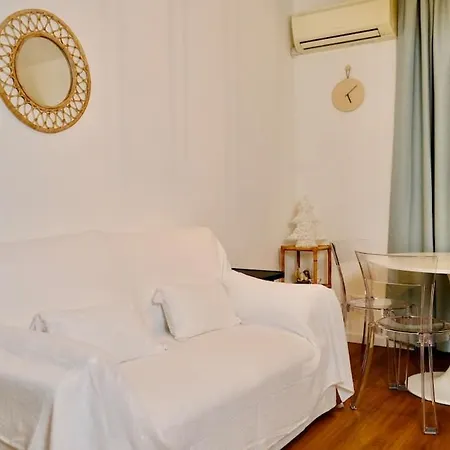Апартаменты La Nuova Casa Di Zia - Near Metro A Ponte Lungo Рим