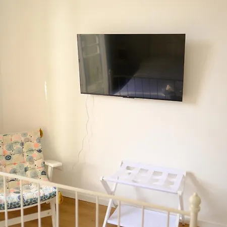 La Nuova Casa Di Zia - Near Metro A Ponte Lungo Апартаменты Рим