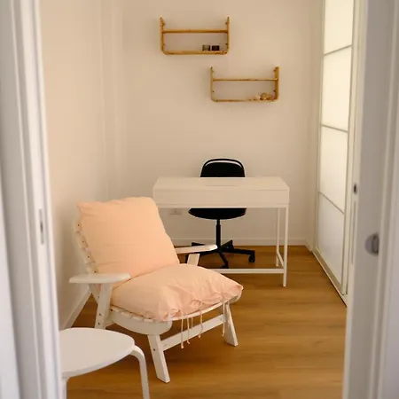 La Nuova Casa Di Zia - Near Metro A Ponte Lungo Апартаменты