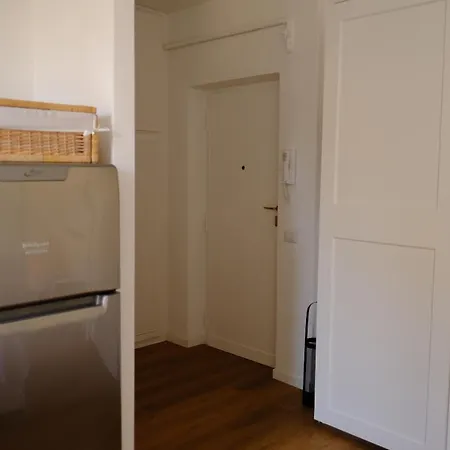 La Nuova Casa Di Zia - Near Metro A Ponte Lungo Апартаменты Рим